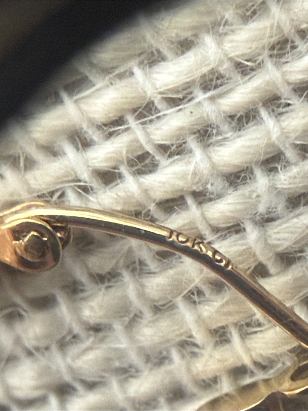 10K Tri Color Gold 3 MM Diamond-cut Round hoops - Picture 6 of 9
